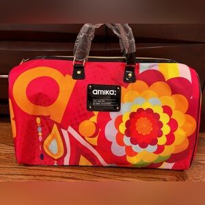 Amika duffel bag: Jet setter travel series